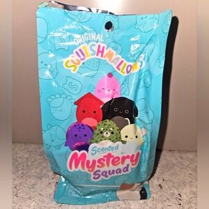 NIB Squishmallows 5" Scented Sea Life Creatures Mystery Squad Bag